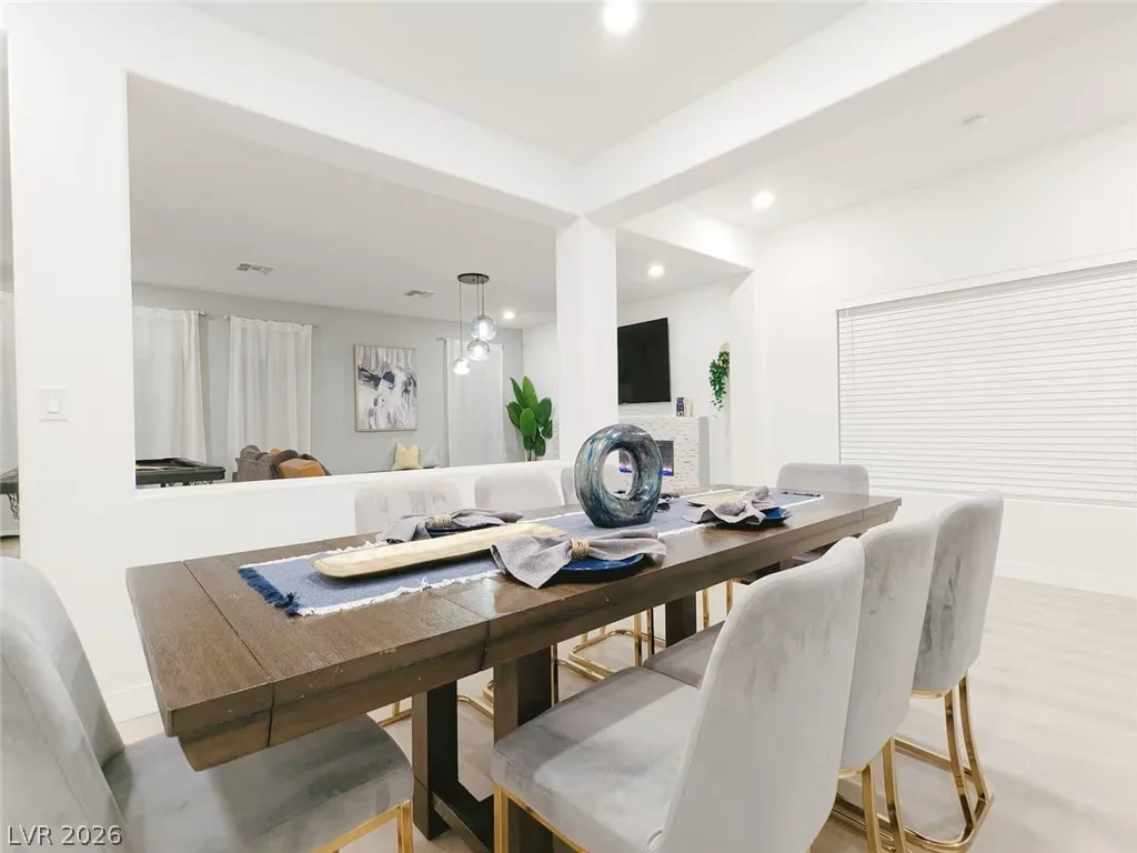 8486 Ashton Creek, Las Vegas, NV 89113