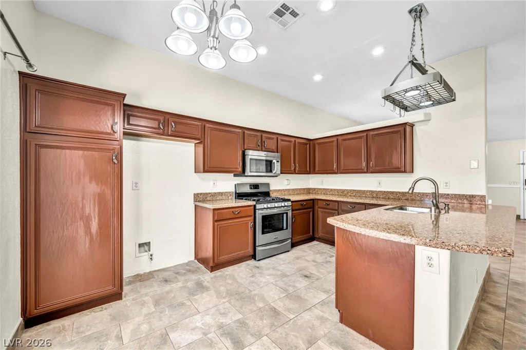 4021 Galisteo, North Las Vegas, NV 89032