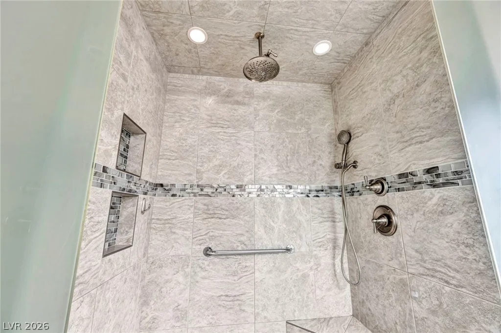4021 Galisteo, North Las Vegas, NV 89032