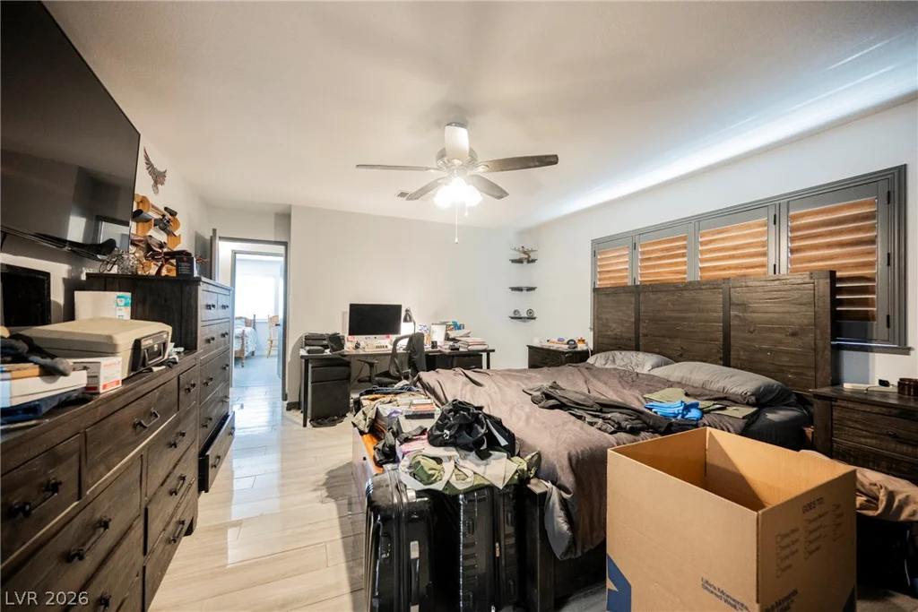 1020 Alan Shepard, Las Vegas, NV 89145