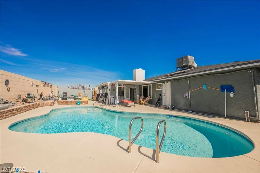 1020 Alan Shepard, Las Vegas, NV 89145