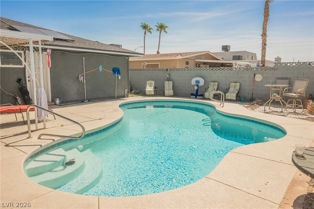 1020 Alan Shepard, Las Vegas, NV 89145