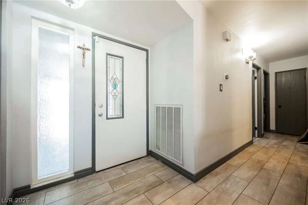 1020 Alan Shepard, Las Vegas, NV 89145