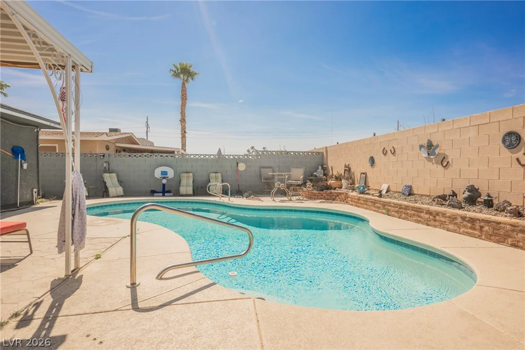 1020 Alan Shepard, Las Vegas, NV 89145