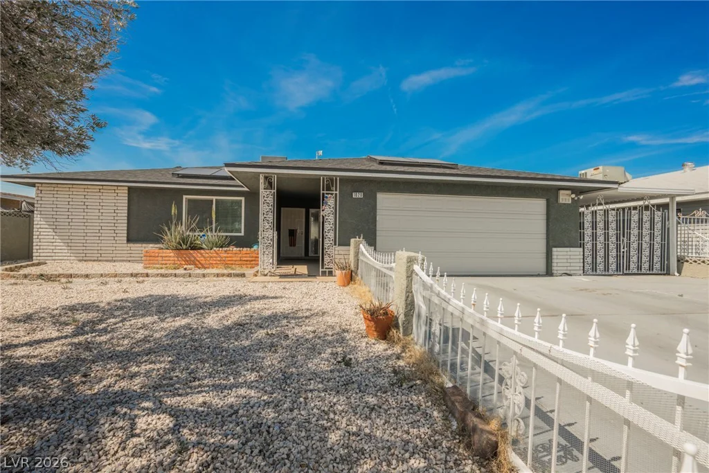 1020 Alan Shepard, Las Vegas, NV 89145