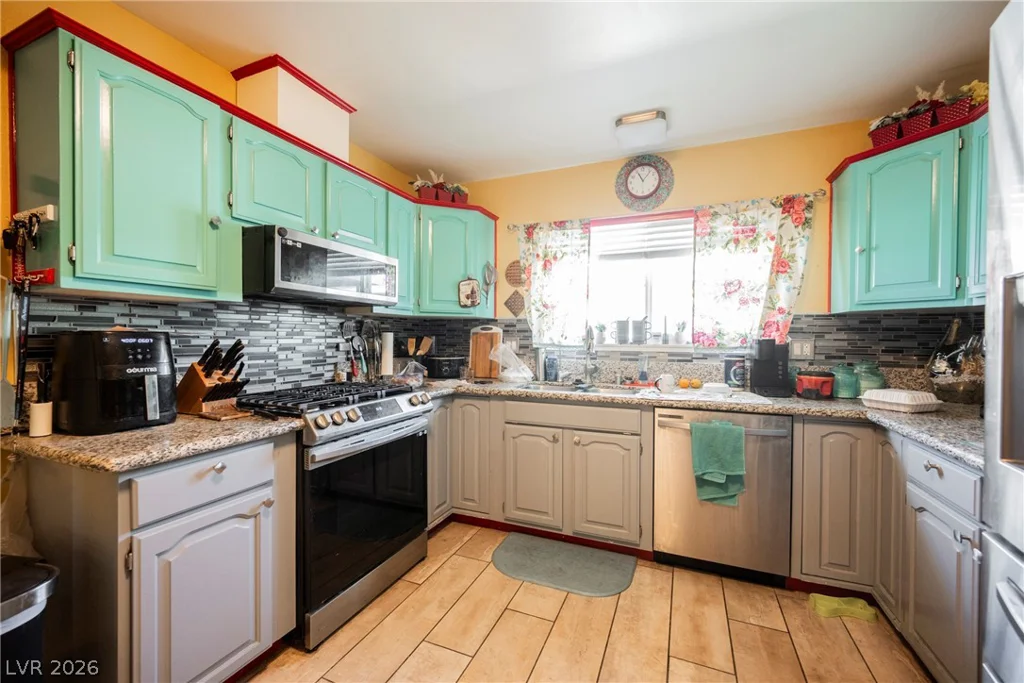 1020 Alan Shepard, Las Vegas, NV 89145