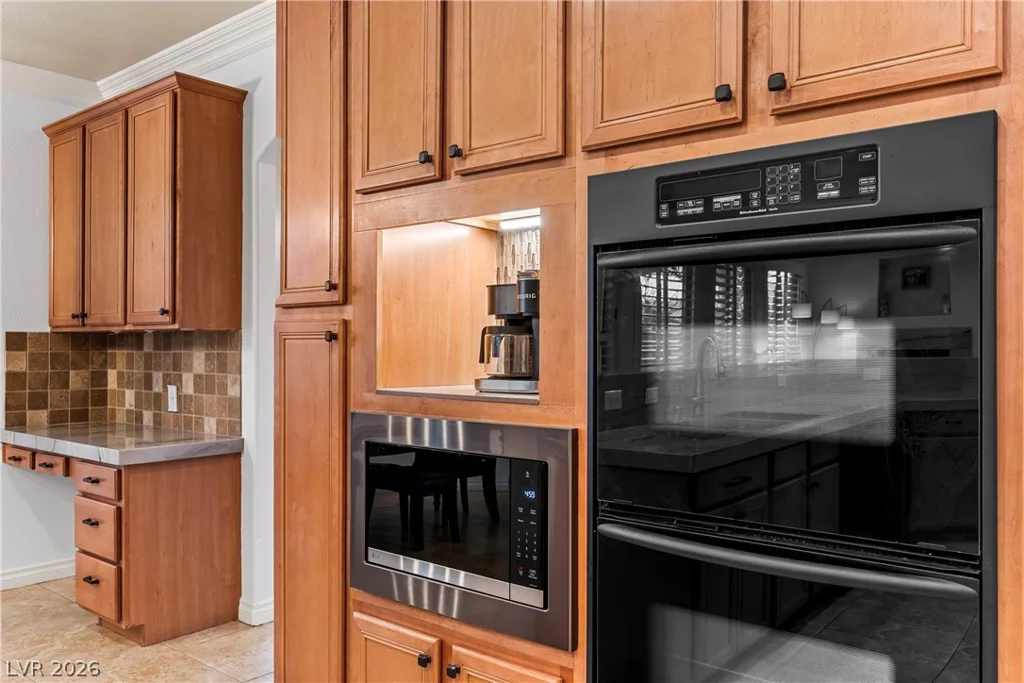 6382 Hermes Stables, Las Vegas, NV 89131