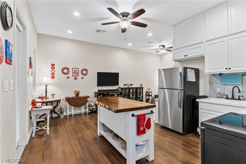 6382 Hermes Stables, Las Vegas, NV 89131