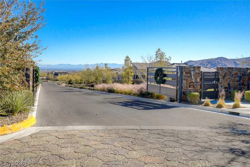 12428 Pine Bend, Las Vegas, NV 89138