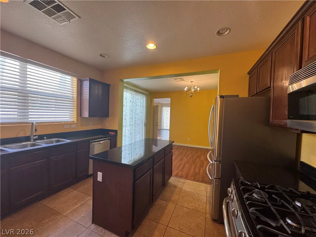 8986 Ellenbrook, Las Vegas, NV 89148