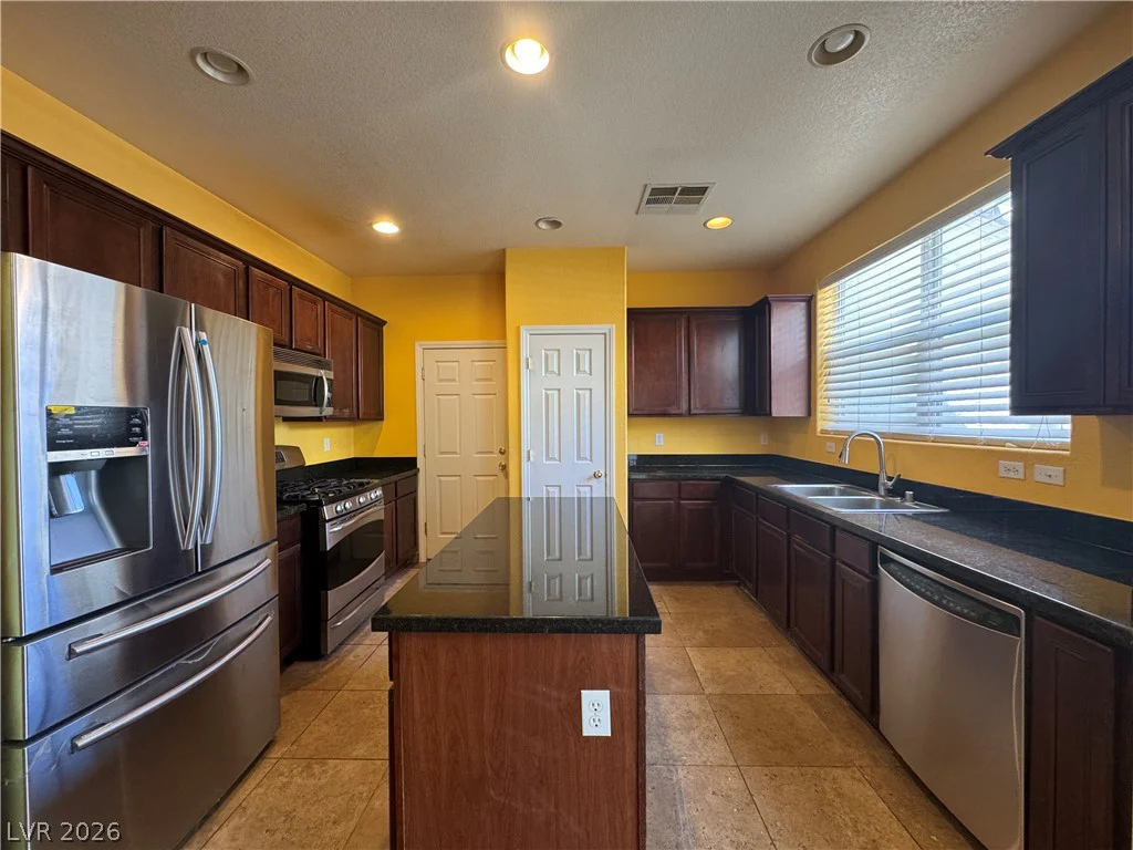 8986 Ellenbrook, Las Vegas, NV 89148