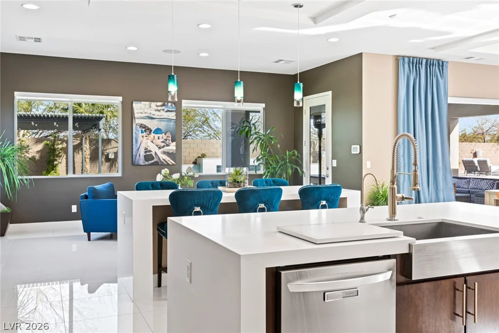 8188 Sweetwater Creek, Las Vegas, NV 89113