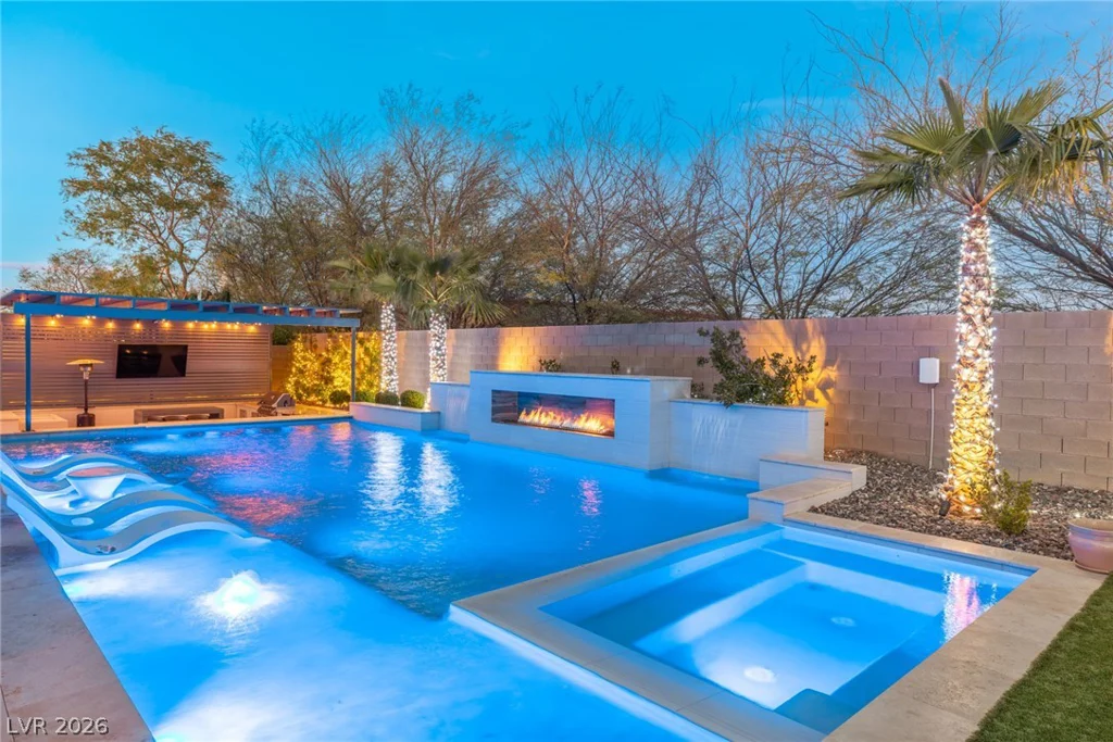 8188 Sweetwater Creek, Las Vegas, NV 89113
