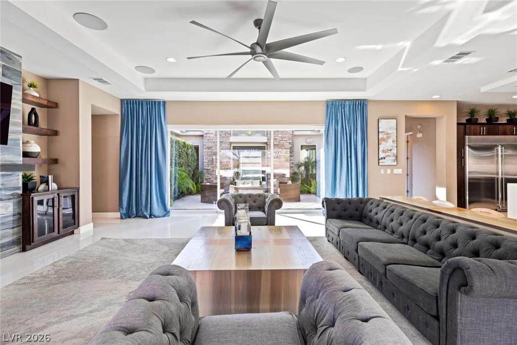 8188 Sweetwater Creek, Las Vegas, NV 89113