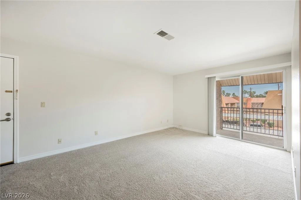 4921 Indian River, Las Vegas, NV 89103