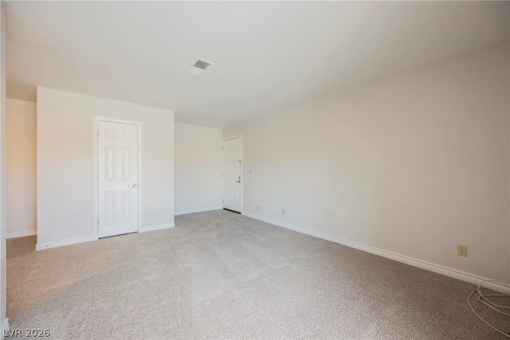 4921 Indian River, Las Vegas, NV 89103