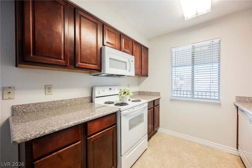 4921 Indian River, Las Vegas, NV 89103