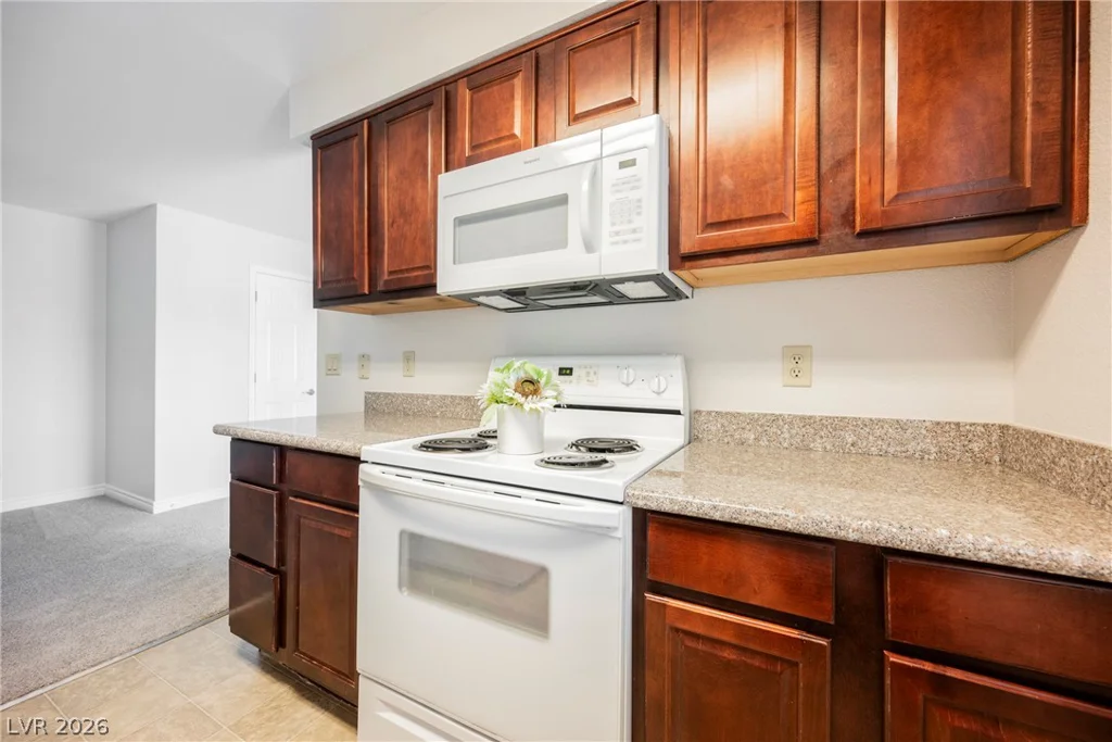 4921 Indian River, Las Vegas, NV 89103
