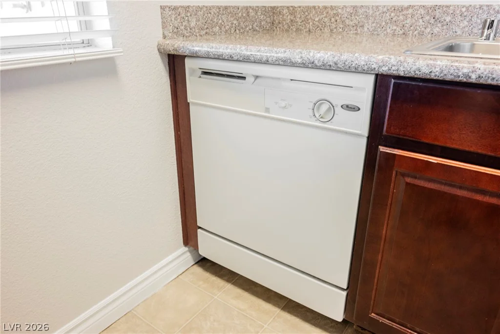 4921 Indian River, Las Vegas, NV 89103
