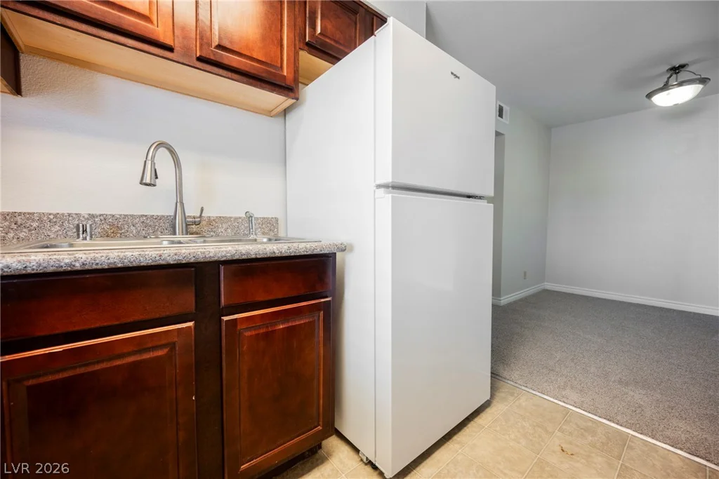 4921 Indian River, Las Vegas, NV 89103