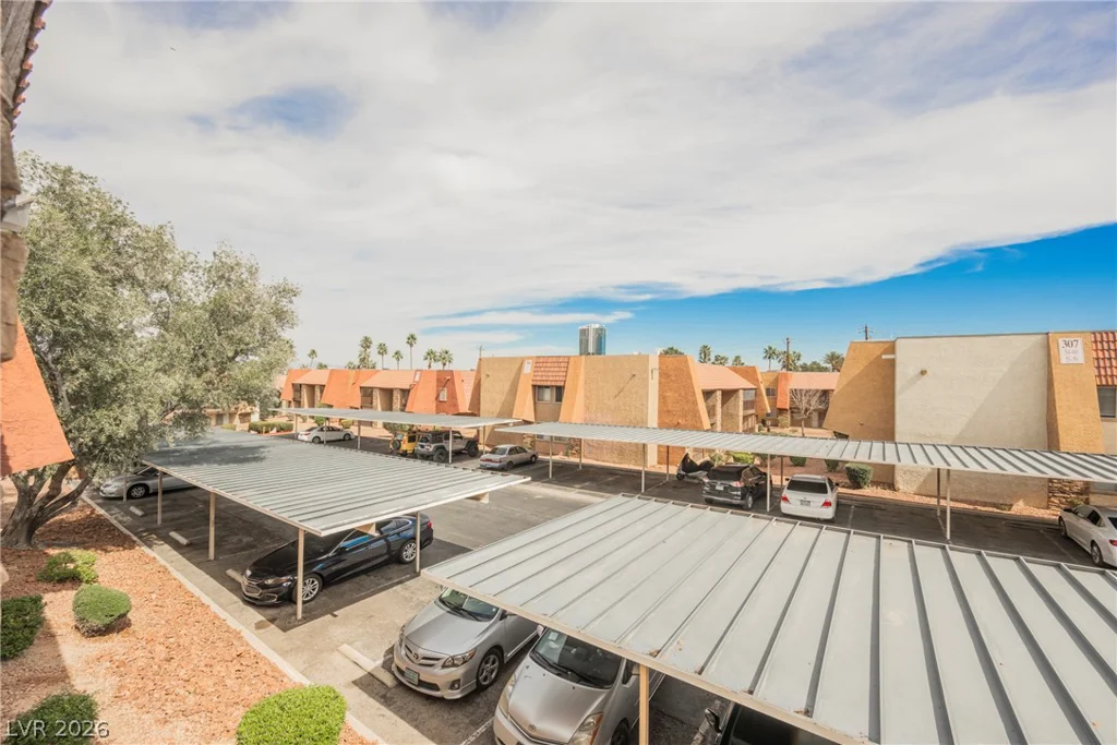 4921 Indian River, Las Vegas, NV 89103