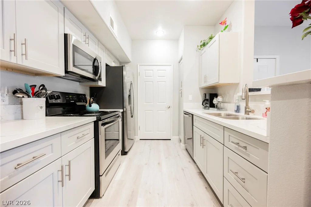 2615 Gary, Las Vegas, NV 89123
