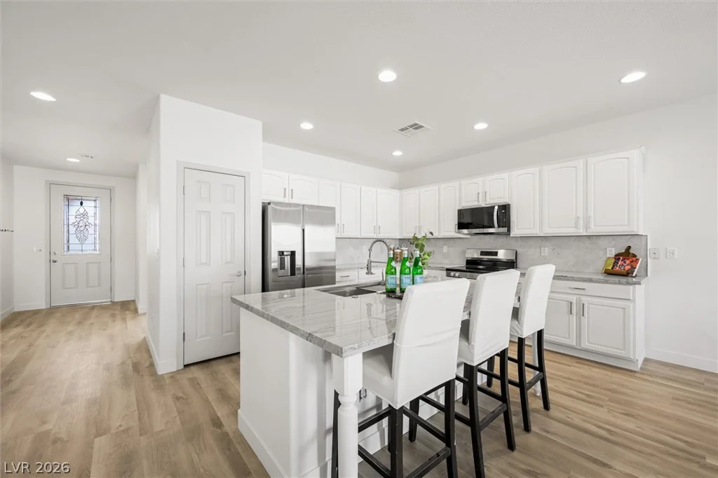 2088 Sawtooth Mountain, Henderson, NV 89044