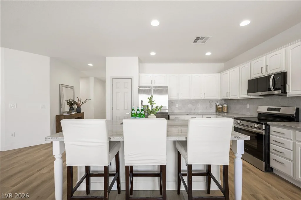2088 Sawtooth Mountain, Henderson, NV 89044