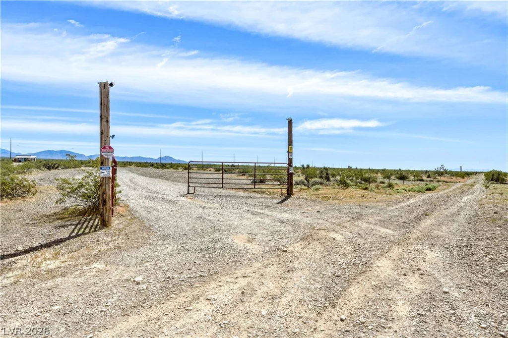 3711 Powerline, Pahrump, NV 89060
