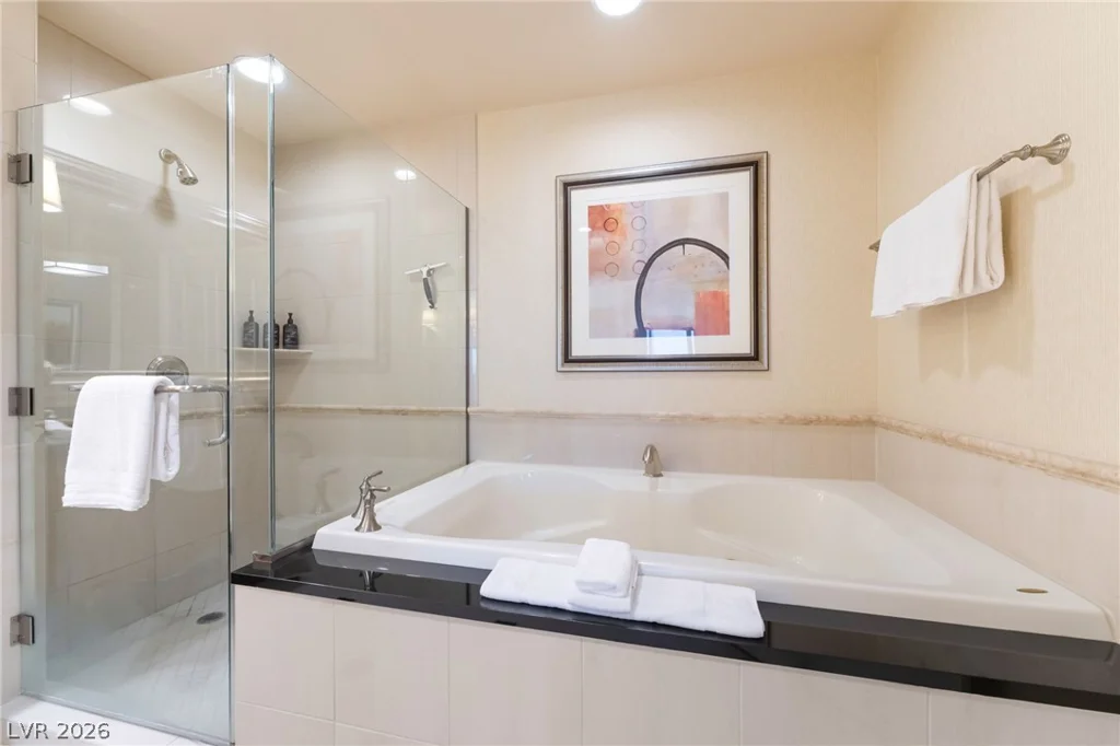 135 Harmon, Las Vegas, NV 89109