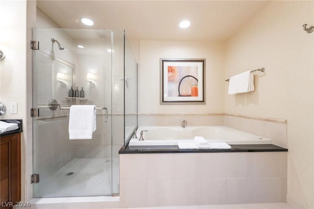 135 Harmon, Las Vegas, NV 89109