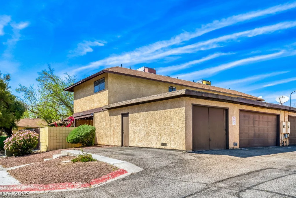 5091 Village, Las Vegas, NV 89142