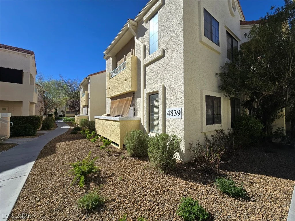 4839 Torrey Pines, Las Vegas, NV 89103