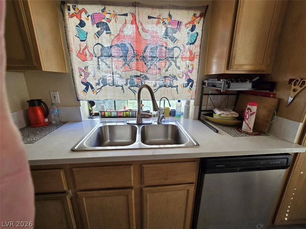 4839 Torrey Pines, Las Vegas, NV 89103