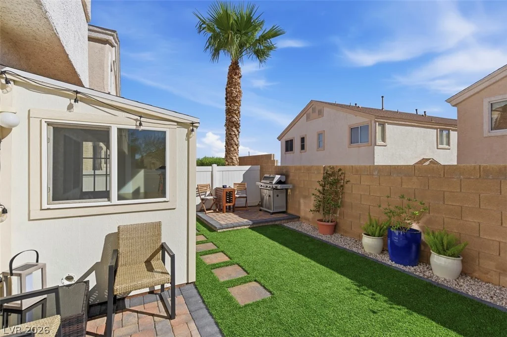 9328 Square Dance, Las Vegas, NV 89178