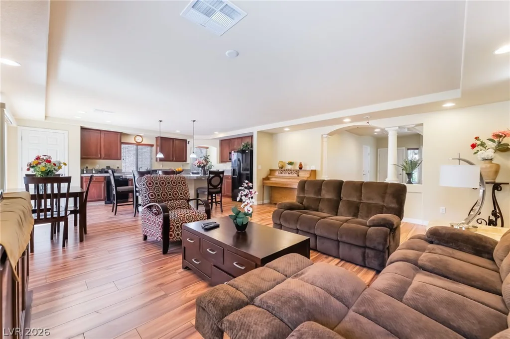 6749 Boccelli, Las Vegas, NV 89139