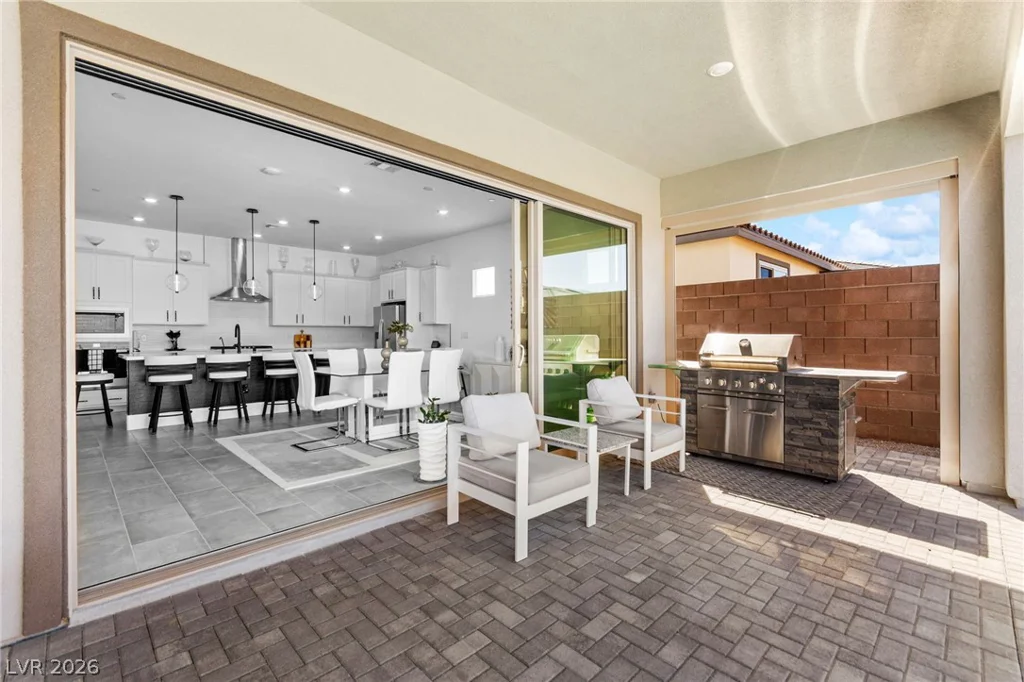 9608 Sandlot, Las Vegas, NV 89143