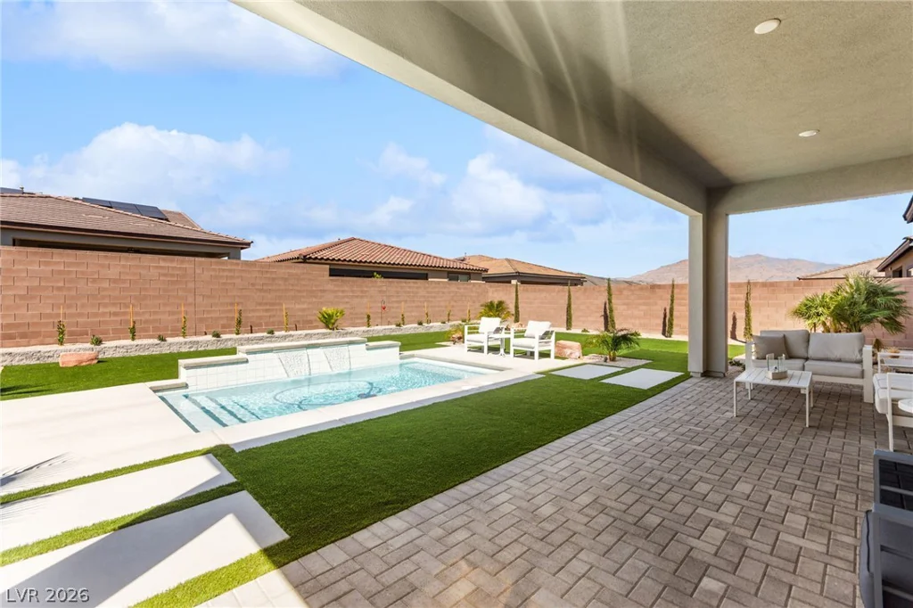 9608 Sandlot, Las Vegas, NV 89143