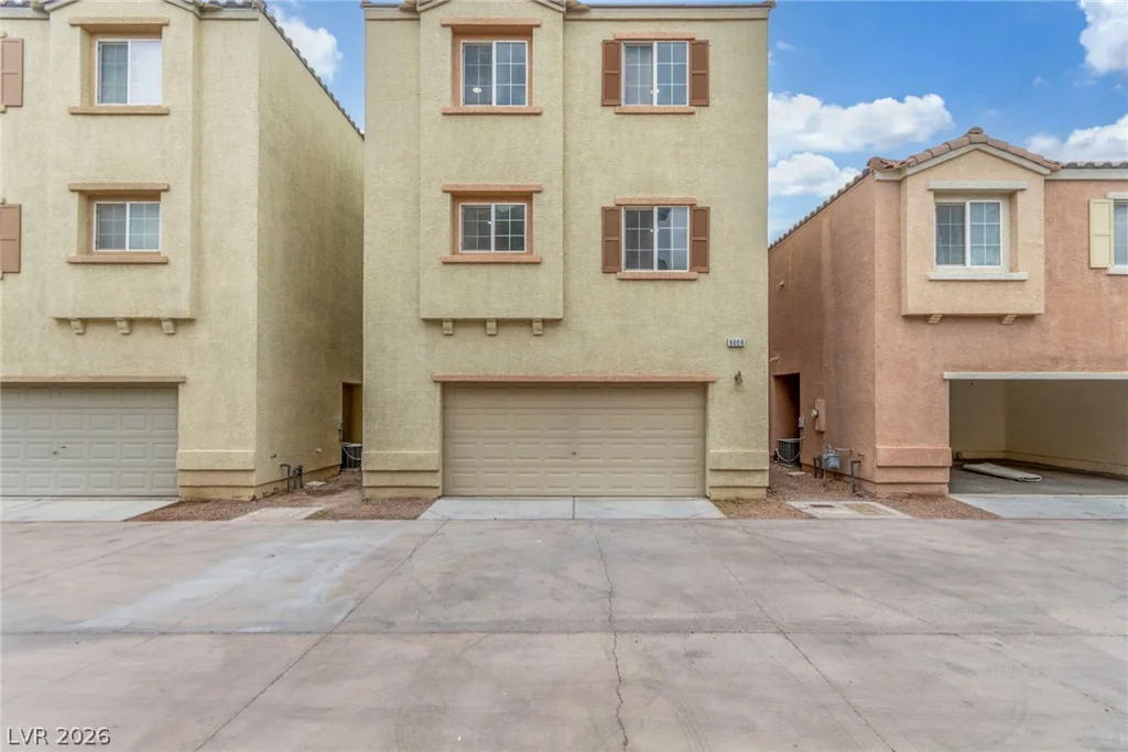 9008 Successful, Las Vegas, NV 89149