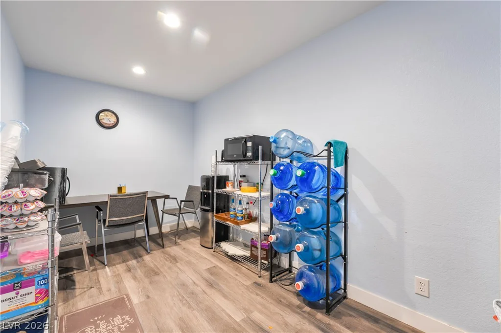 3825 Raymert, Las Vegas, NV 89121