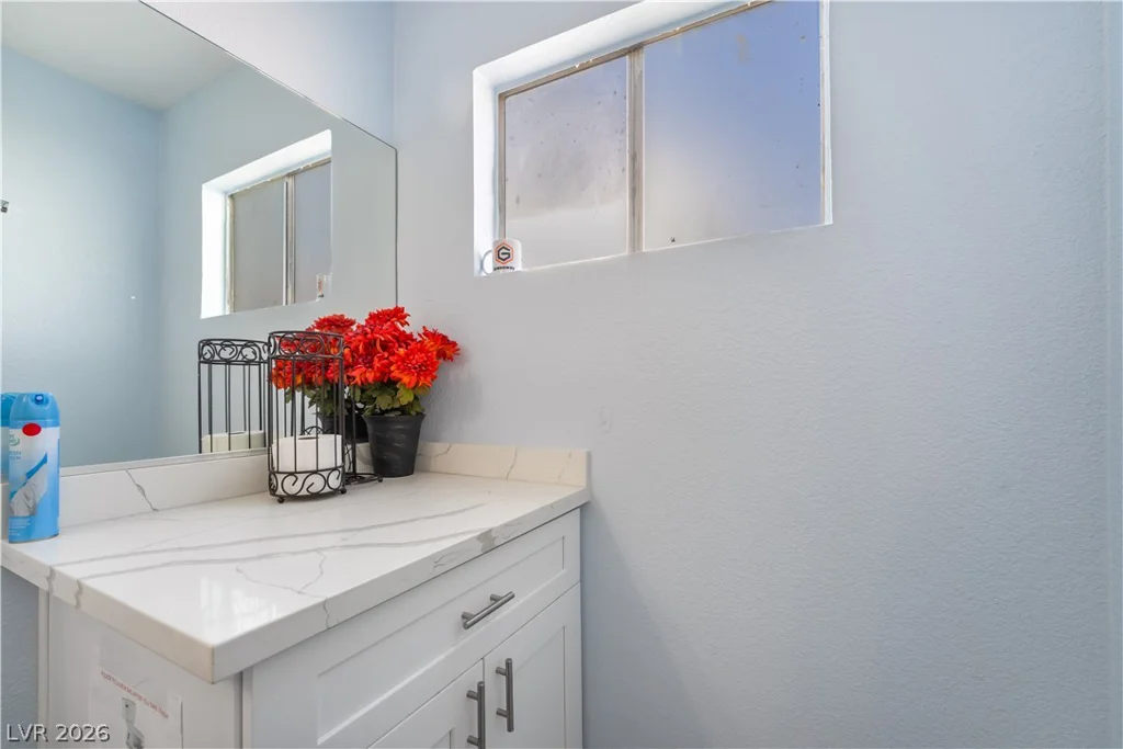 3825 Raymert, Las Vegas, NV 89121
