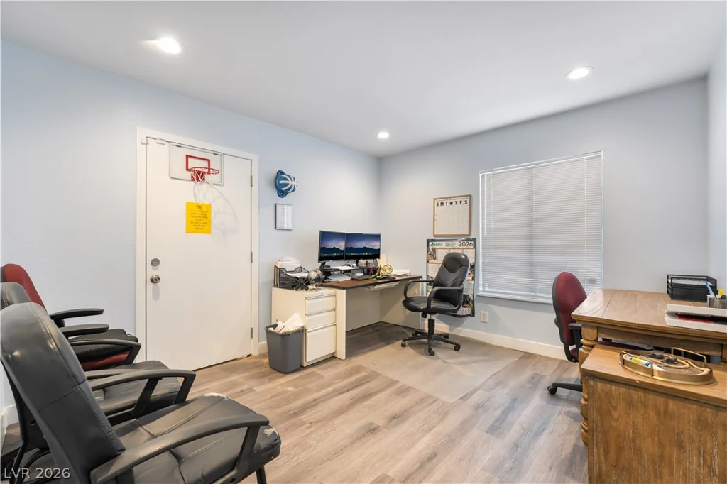 3825 Raymert, Las Vegas, NV 89121