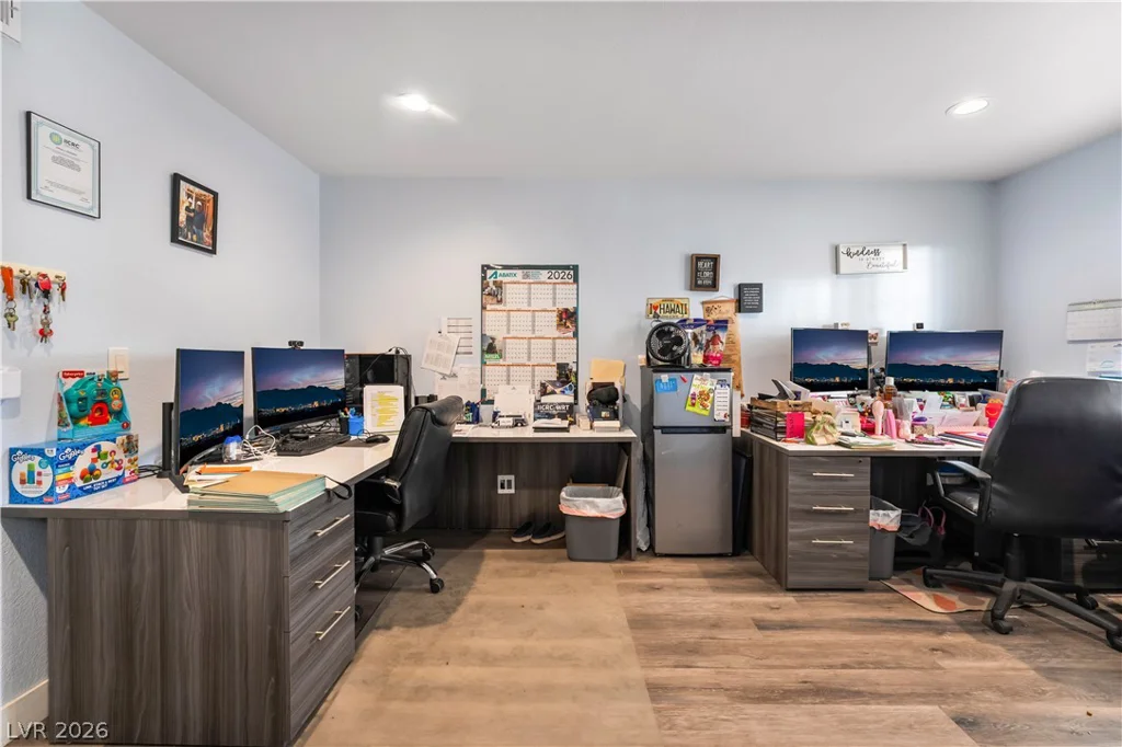 3825 Raymert, Las Vegas, NV 89121