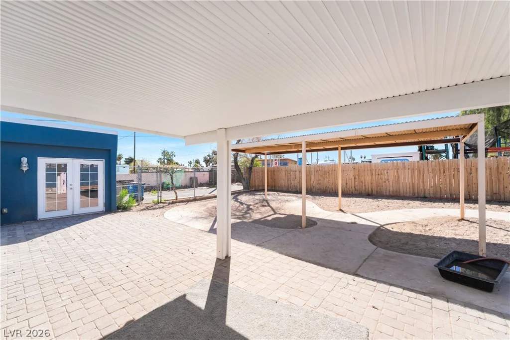 3825 Raymert, Las Vegas, NV 89121