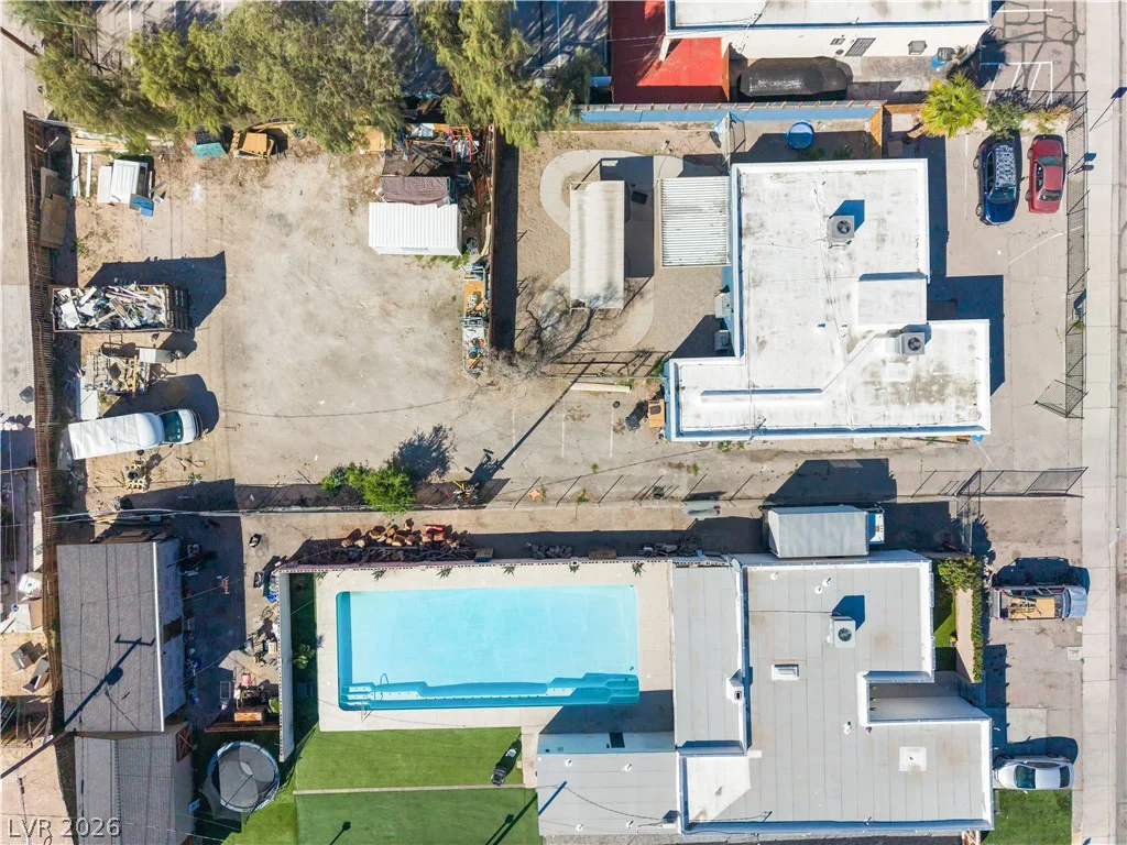 3825 Raymert, Las Vegas, NV 89121