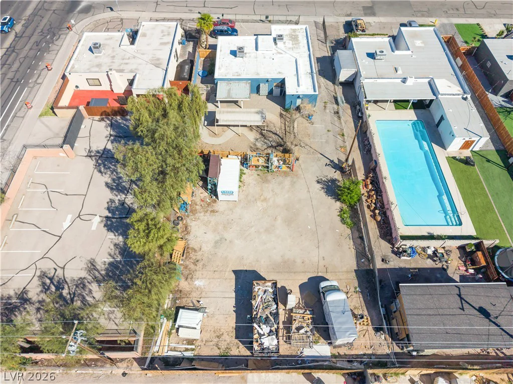 3825 Raymert, Las Vegas, NV 89121