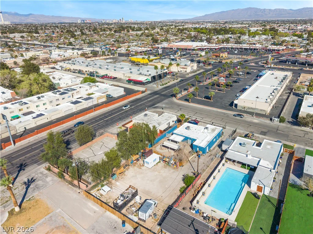 3825 Raymert, Las Vegas, NV 89121