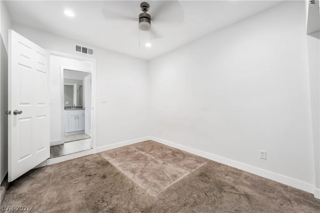 3825 Raymert, Las Vegas, NV 89121