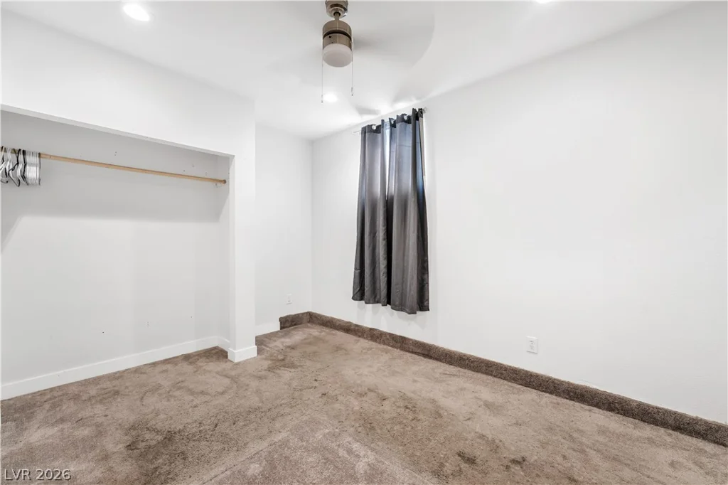3825 Raymert, Las Vegas, NV 89121