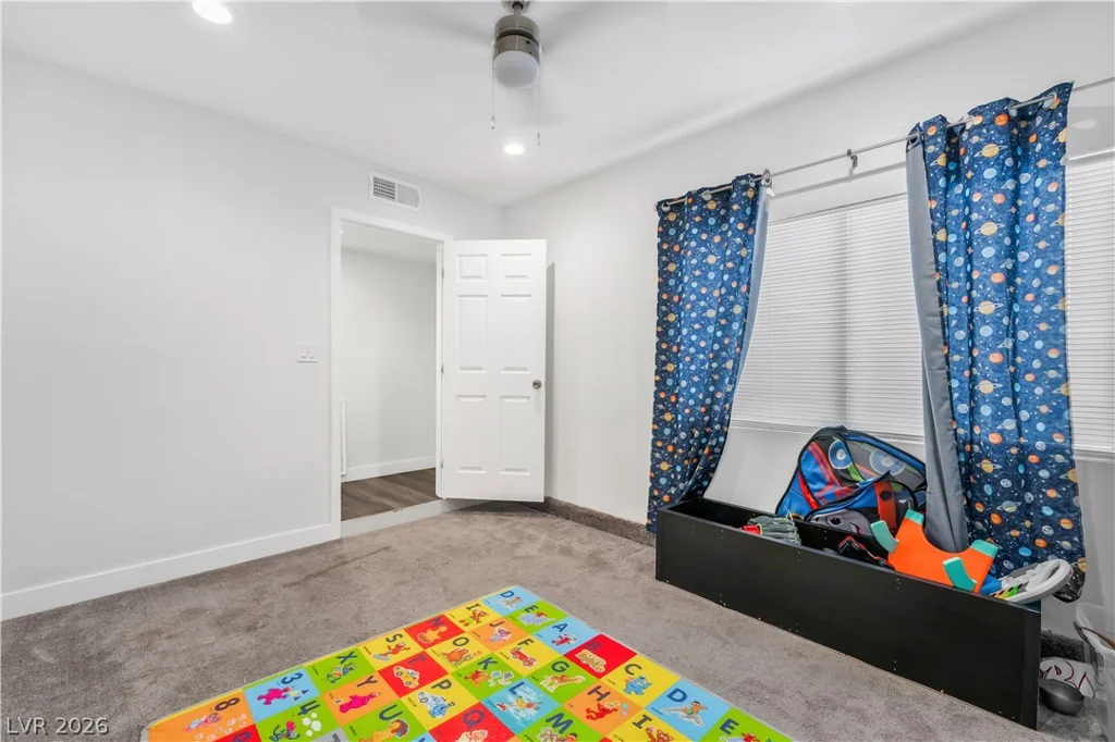 3825 Raymert, Las Vegas, NV 89121